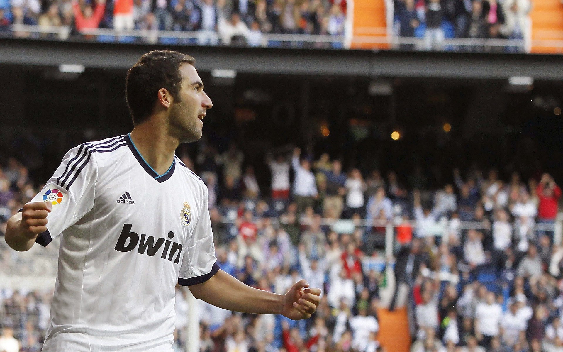 德甲争冠战之夜,英格拉姆个人能力完全展现